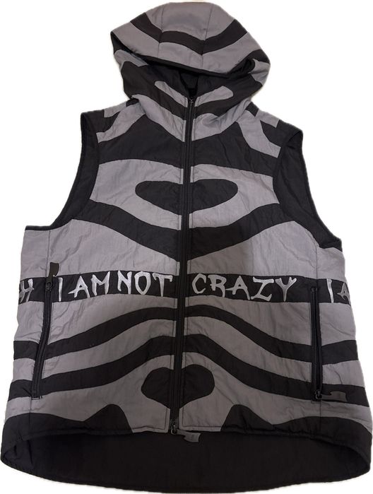 Luda елек запазен