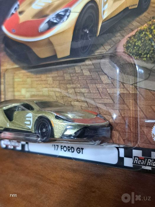 HotWheels Premium Boulevard