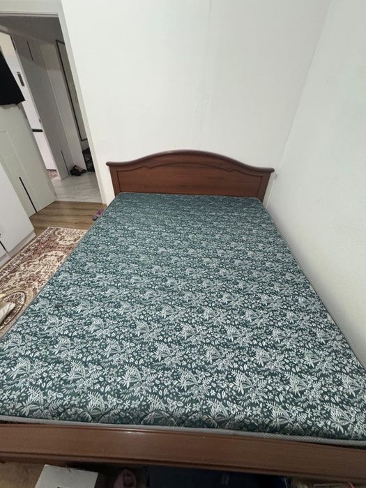 Отдам даром двухспальную кровать