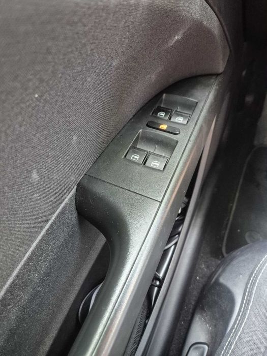 Seat Leon 2.0 TDI FR (Pachet Fabrică) | 175.000 km | Proprietar