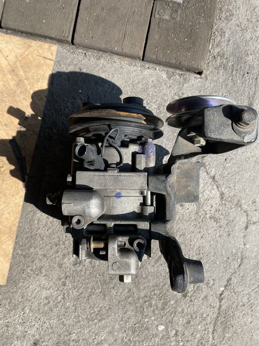 Компрессор кондиционера Starex 2001