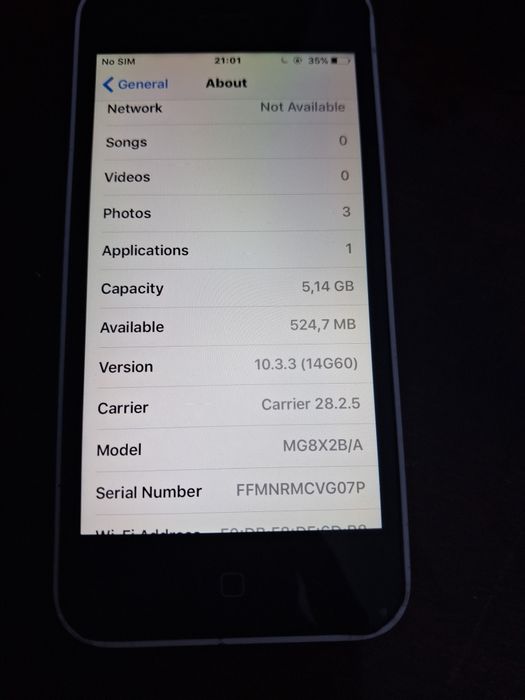 Продавам iPhone 5c