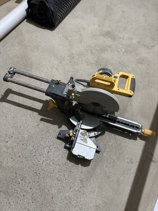 Пила торцовочная