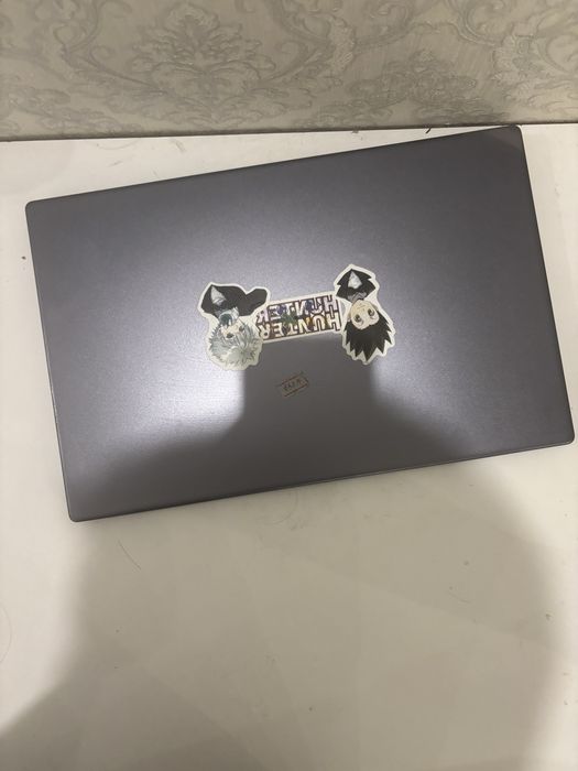 2 ноутбука, LENOVO и HUAWEI