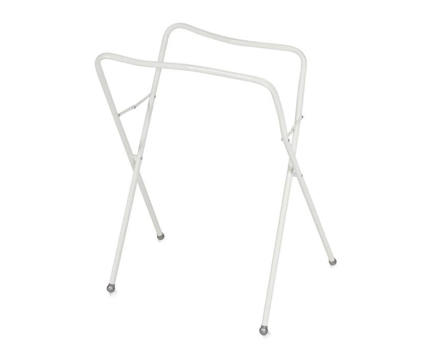 стойка за корито и пластмасово столче