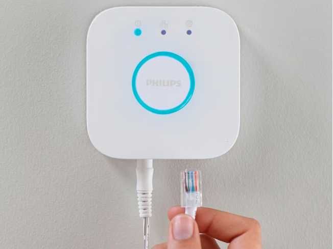 Philips HUE Play 2 броя+Bridge+Dimmer