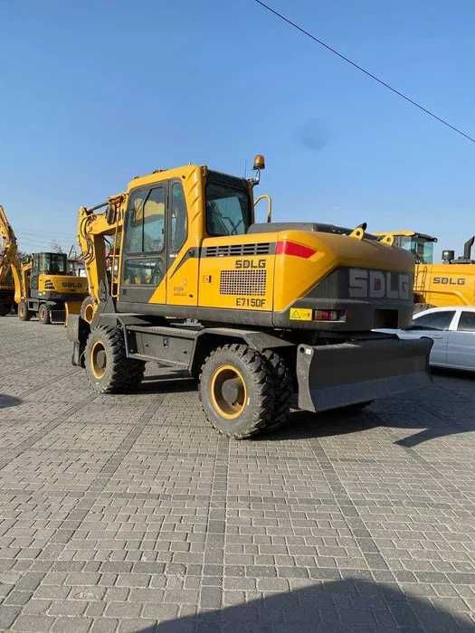 Колесный экскаватор SDLG 0,6 м³ (Volvo) Навои