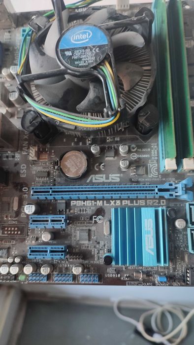 Asus дънна платка с процесор и RAM