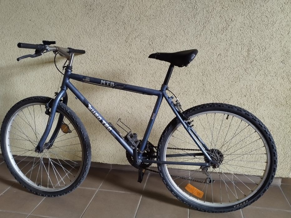 Biciclete montenbike și semicursiera
