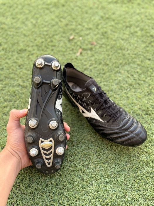 Професионални Бутноки Мизуно (41 номер)