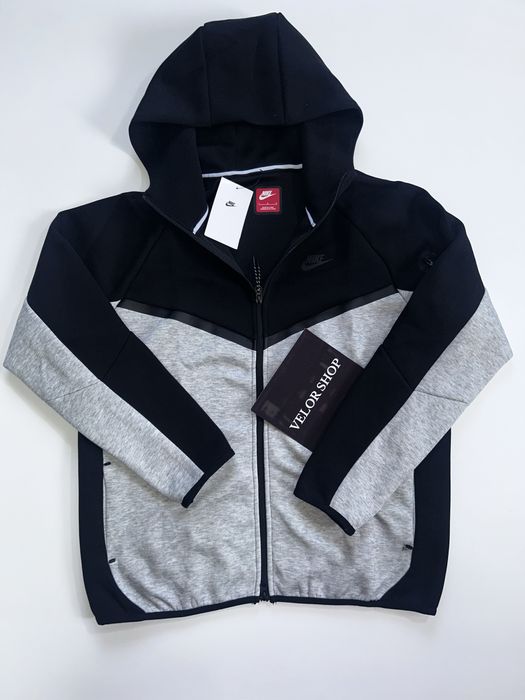 Nike Tech Fleece