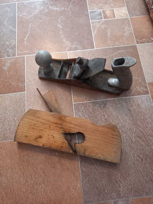 Продам рубанок 2шт