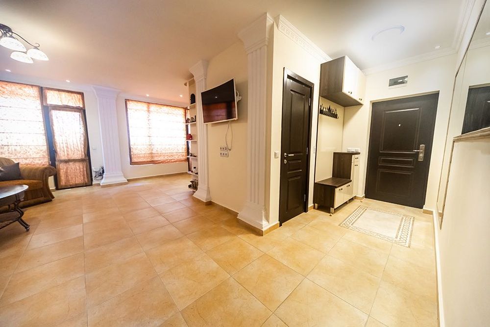 Продава се Едностаен апартамент в Приморско - 114 кв.м за 1536 €/кв.м - Снимка #5