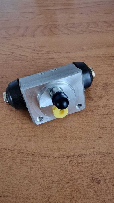 Цилиндр тормозной рабочий TOYOTA HILUX 05-