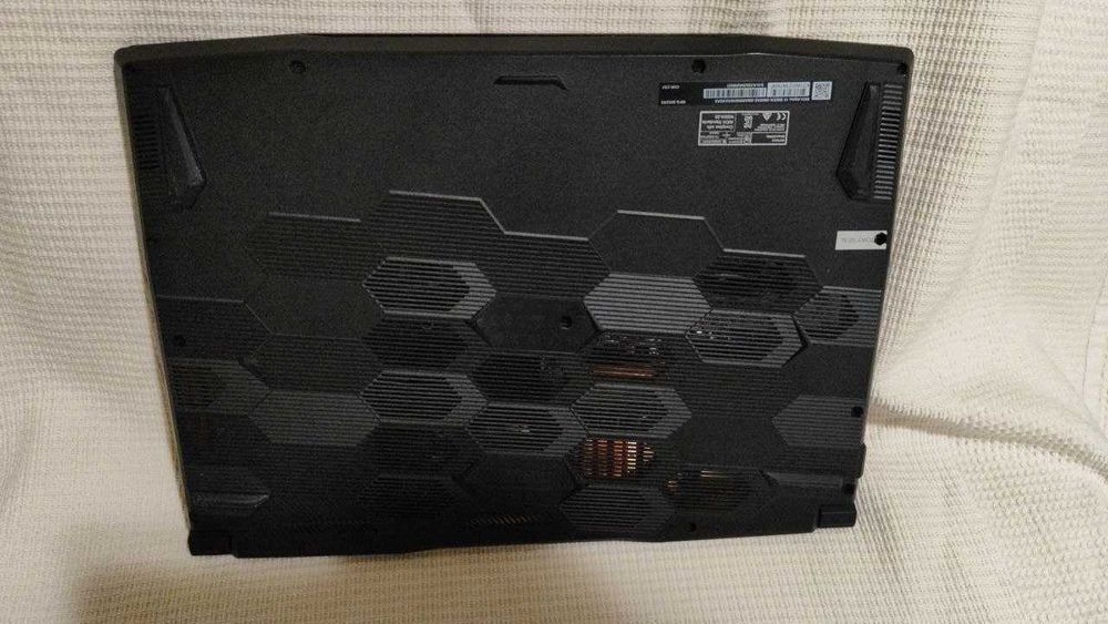 ноутбук MSI Alpha 15 B5EEK игровой