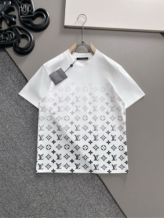 Tricouri Louis Vuitton Monogram Alb si Negru !