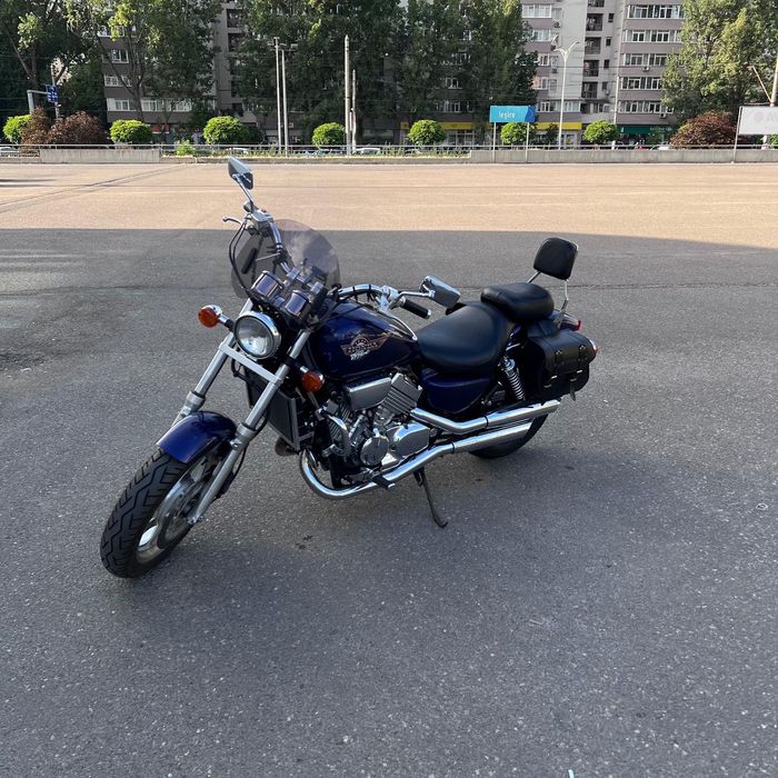 Honda VF 750C Magna - proprietar - impecabila - 1996