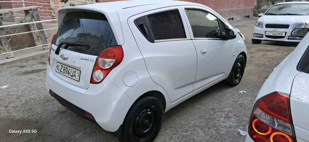 Spar 2013 yil benzinda yurgani 125000km .