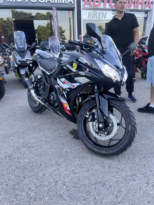 Супер скидка! Мотоцикл Kawasaki Ninja Dark Edition