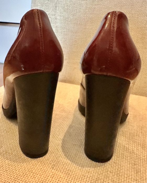 Pantofi eleganti din piele lacuita, culoare visiniu