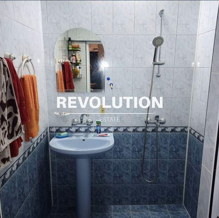 Продава се Тристаен апартамент в Варна, Младост 2 - 84 кв.м за 1667 €/кв.м - Снимка #2