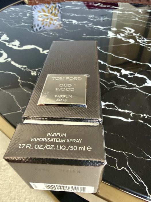Tom Ford Oud Wood Parfum оригинален