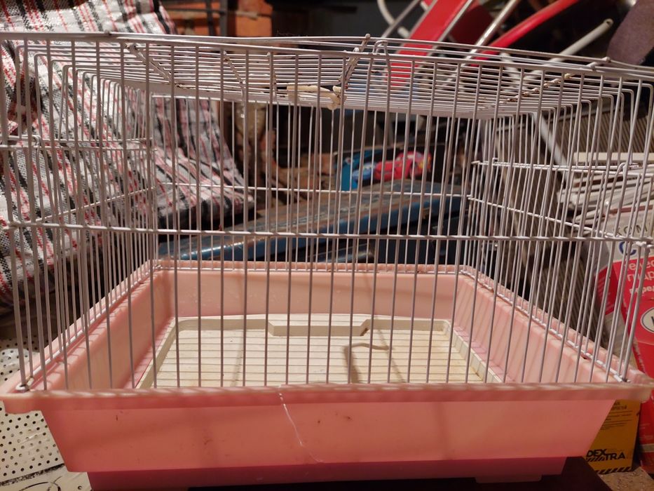 Клетки для папугаев