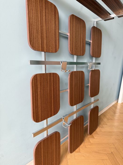 Стенна закачалка / 70-те