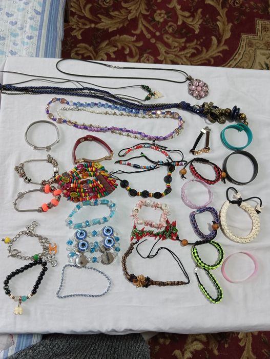 Продам бижутерии