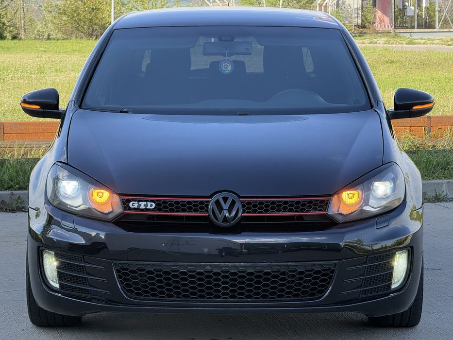 VOLKSWAGEN Golf 2010