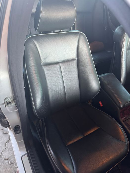 Mercedes benz E280