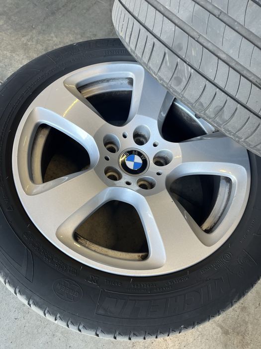 Джанти с гуми Style 243 225/50R17 5x120