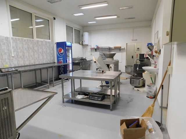 Продава се Къща в Търговище, Център - 344 кв.м за 567 €/кв.м - Снимка #19