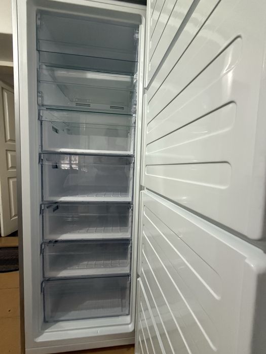 Морозильник BEKO