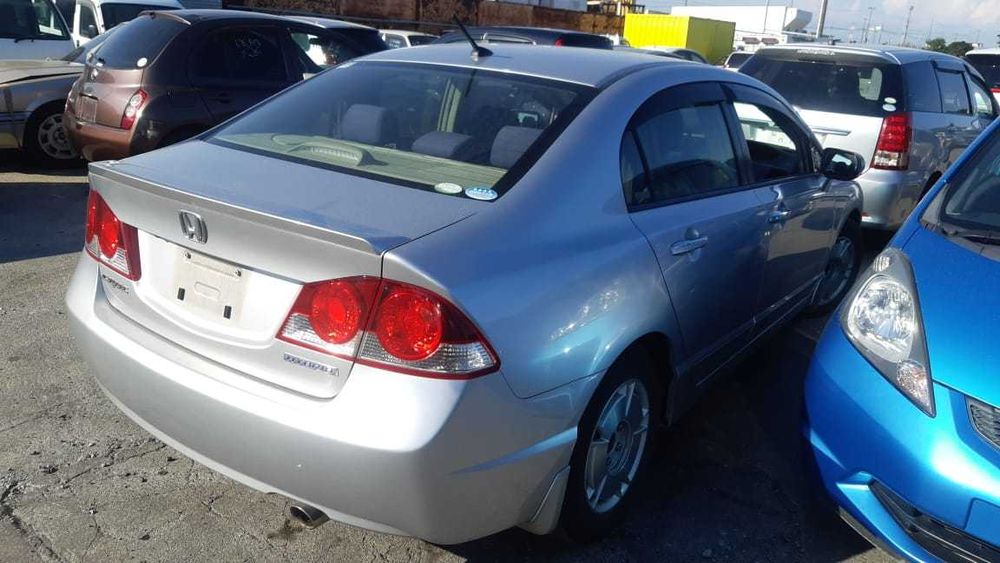 Запчасти на хонду цивик