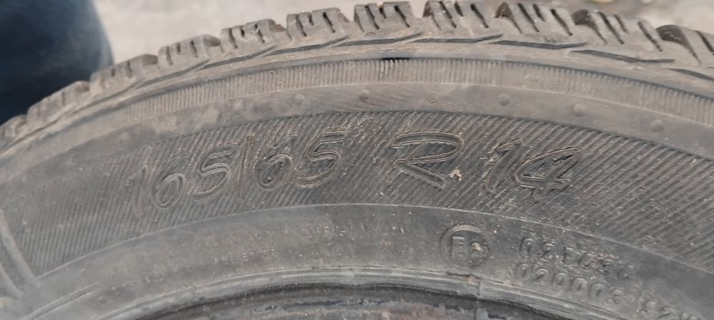 Гуми 14 цола,165×65×14. Корморан