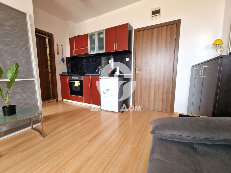 Продава се Двустаен апартамент в к.к. Слънчев бряг - 47 кв.м за 650 €/кв.м - Снимка #4