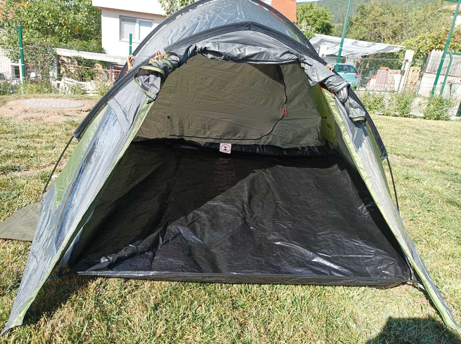 Триместна палатка Coleman Tasman 3