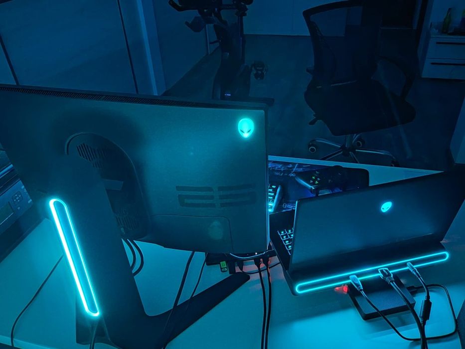 Monitor Gaming IPS LED Dell Alienware 24.5" AW2521H, Full 
1, HD (1920 x 1080), HDMI, DisplayPort, G-SYNC, 360 Hz, 1 ms (Negru) (Cod:AW2521H)