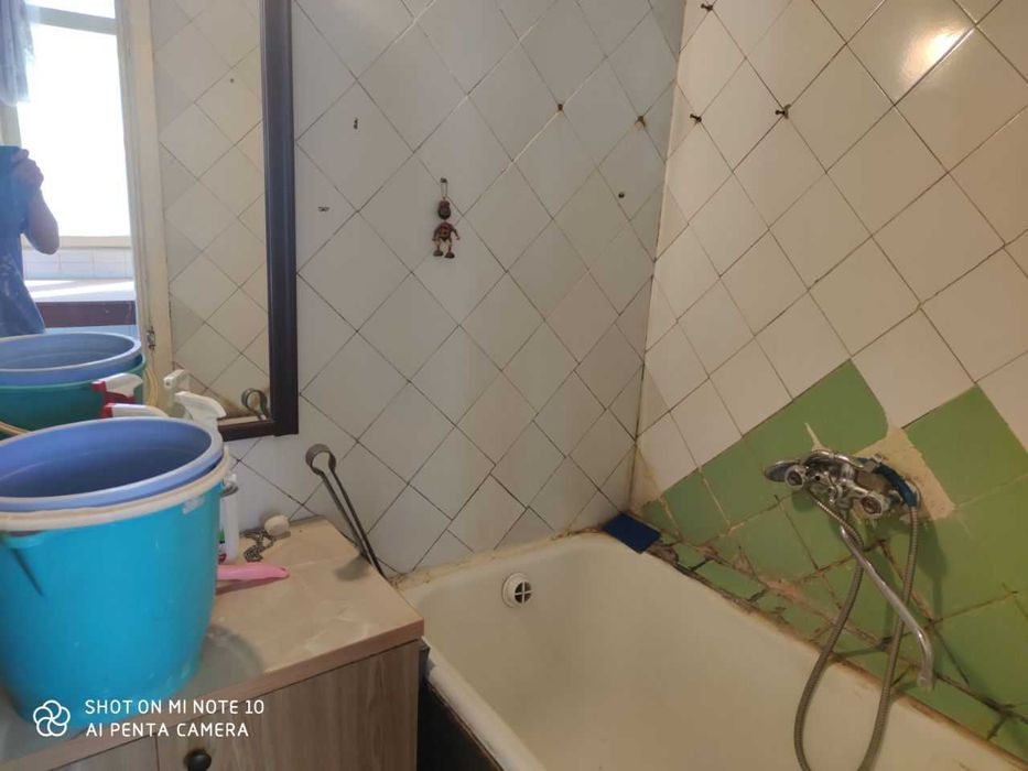 Продаю 3-х комнатная квартира метро БИЙ, Художников