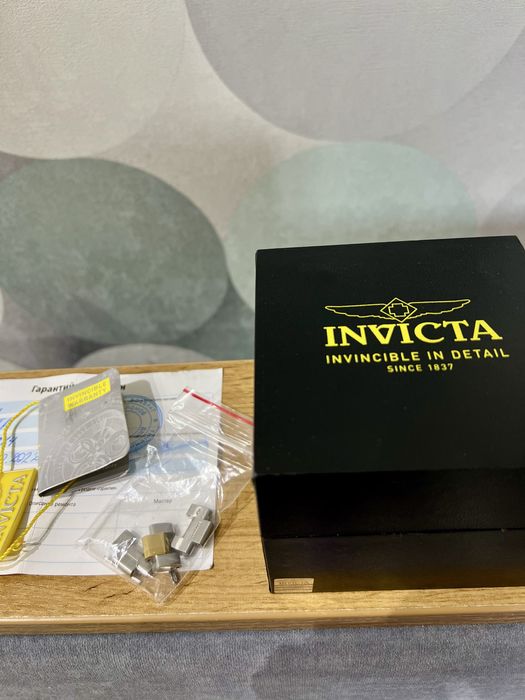 Часы механические Invicta grand diver. В отличном состоянии.