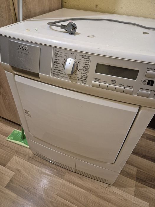 Сушилня AEG ÖKO-LAVATHERM – работеща – 60 €