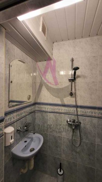 Дава се под наем Едностаен апартамент в Варна, Център - 42 кв.м за 348.84 € - Снимка #8
