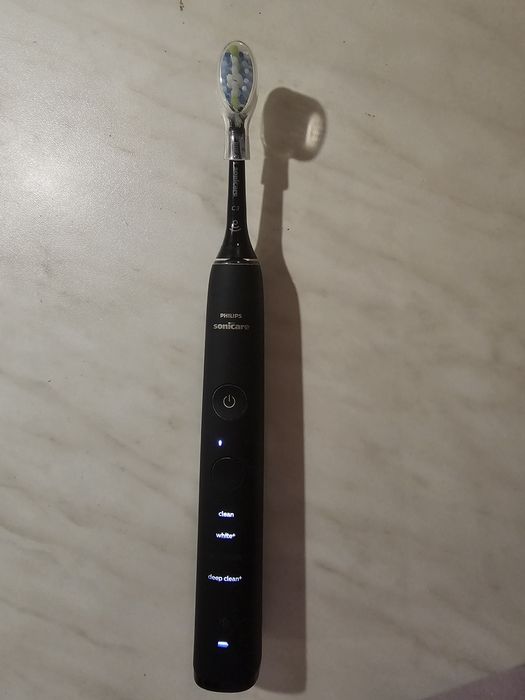 Philips sonicare diamondclean 9000 четка за зъби