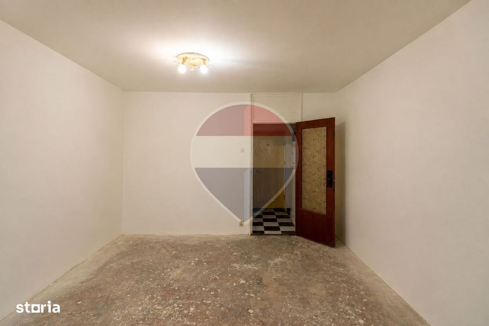 Garsoniera de vanzare, 30mp, 1977 , 1 Decembrie 1918, Costin Georgian — fotografia 3