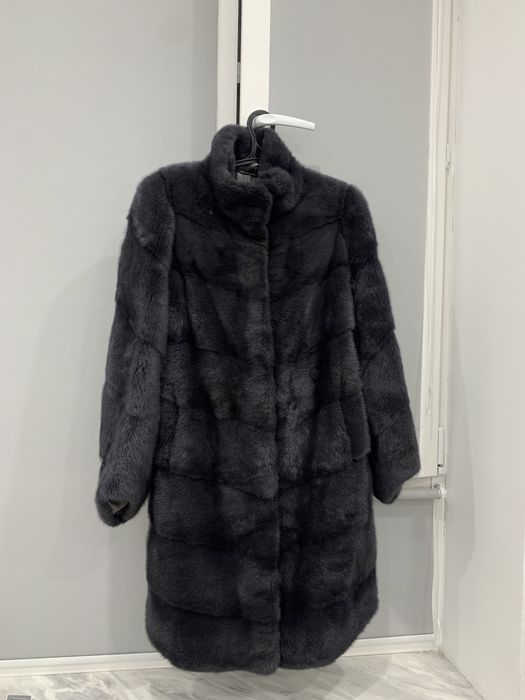 Продам норковую шубу