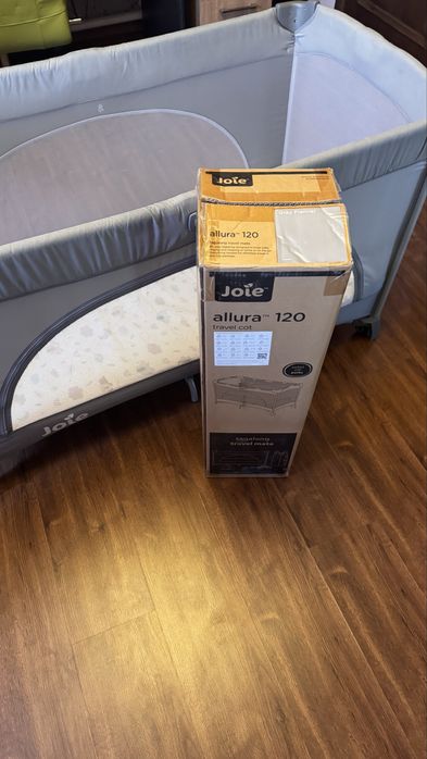 Детский складной манеж Joie