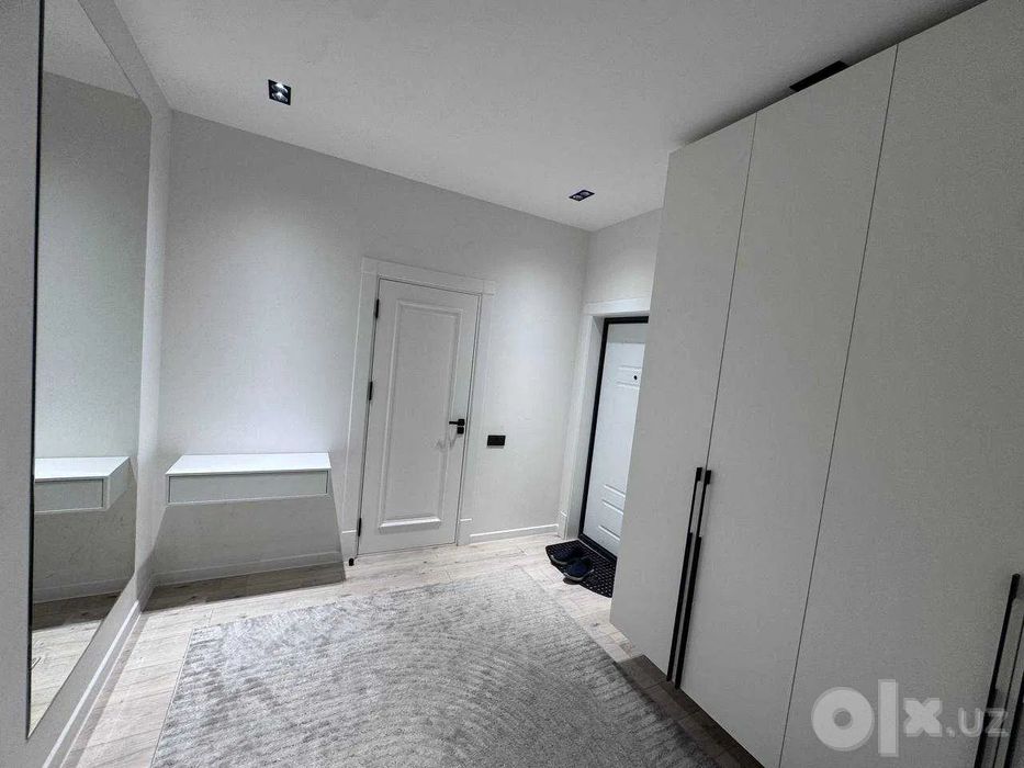 Сдаётся 4-комн ЖК E-ONE, PIRAMIT TOWER, 100 м²