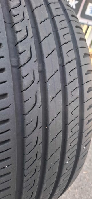 2бр. 205/55/16 Barum 6.8mm грайфер, дот 19г. Предлагаме монтаж --