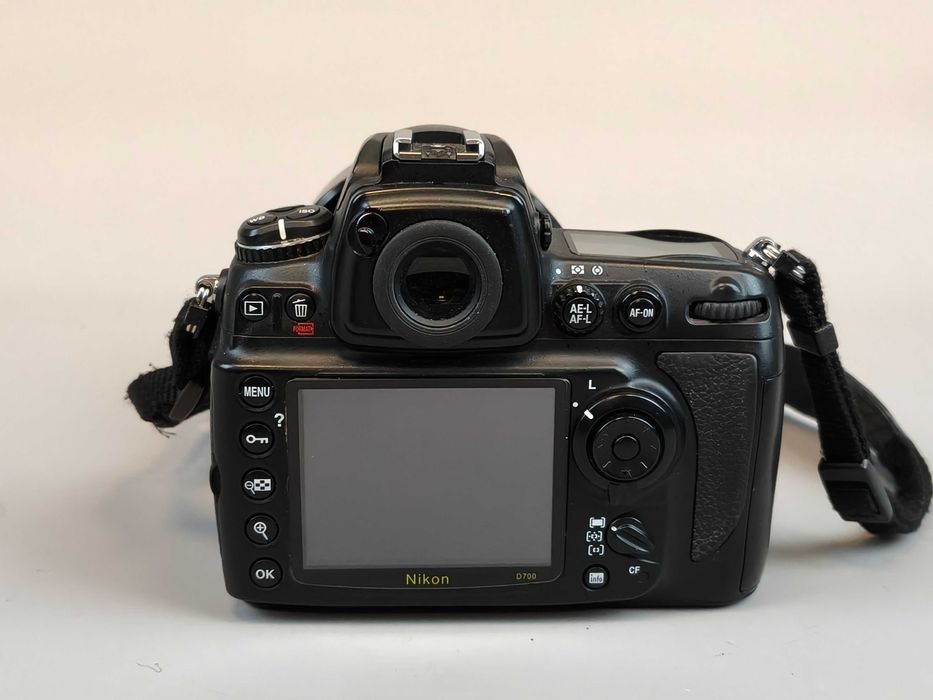 Nikon D700, Объектив Nikon Nikkor AF-S 24-70 мм f2.8 G ED